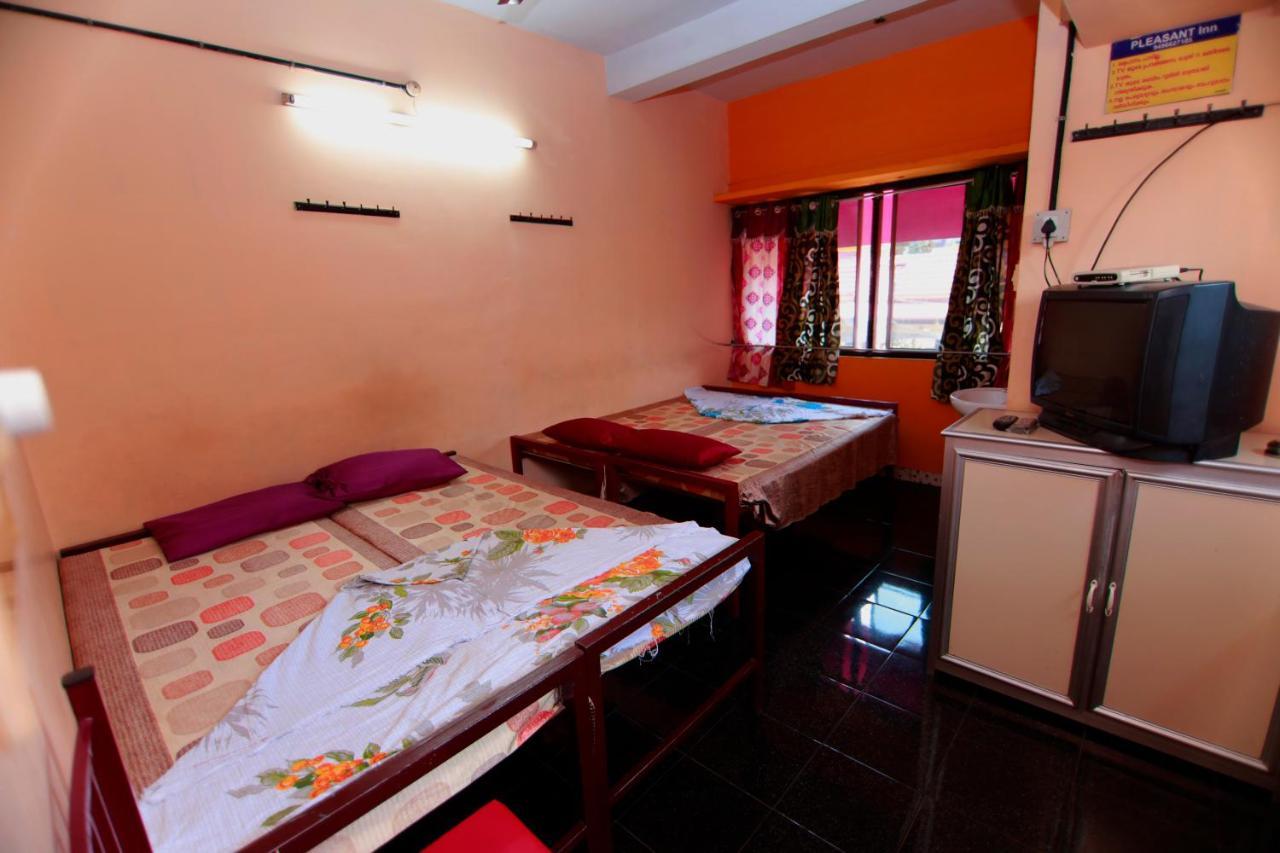 Kochi Pleasant Inn מראה חיצוני תמונה