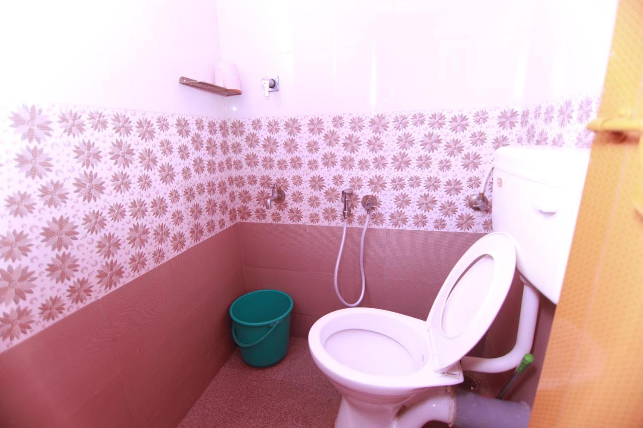 Kochi Pleasant Inn מראה חיצוני תמונה