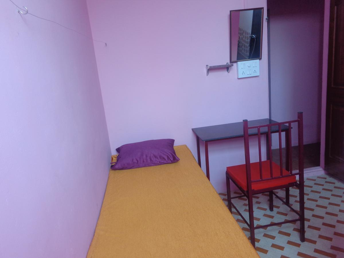 Kochi Pleasant Inn מראה חיצוני תמונה
