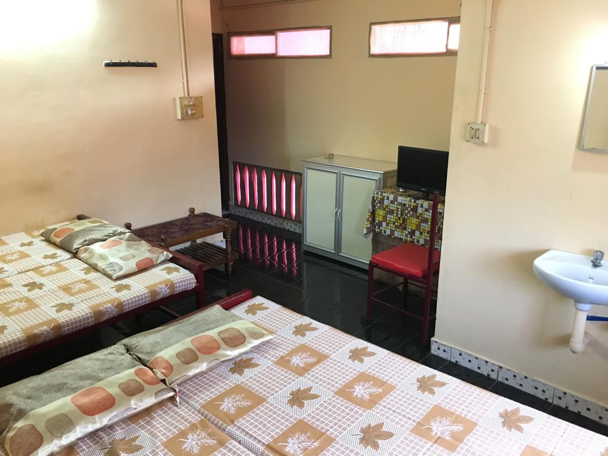 Kochi Pleasant Inn מראה חיצוני תמונה