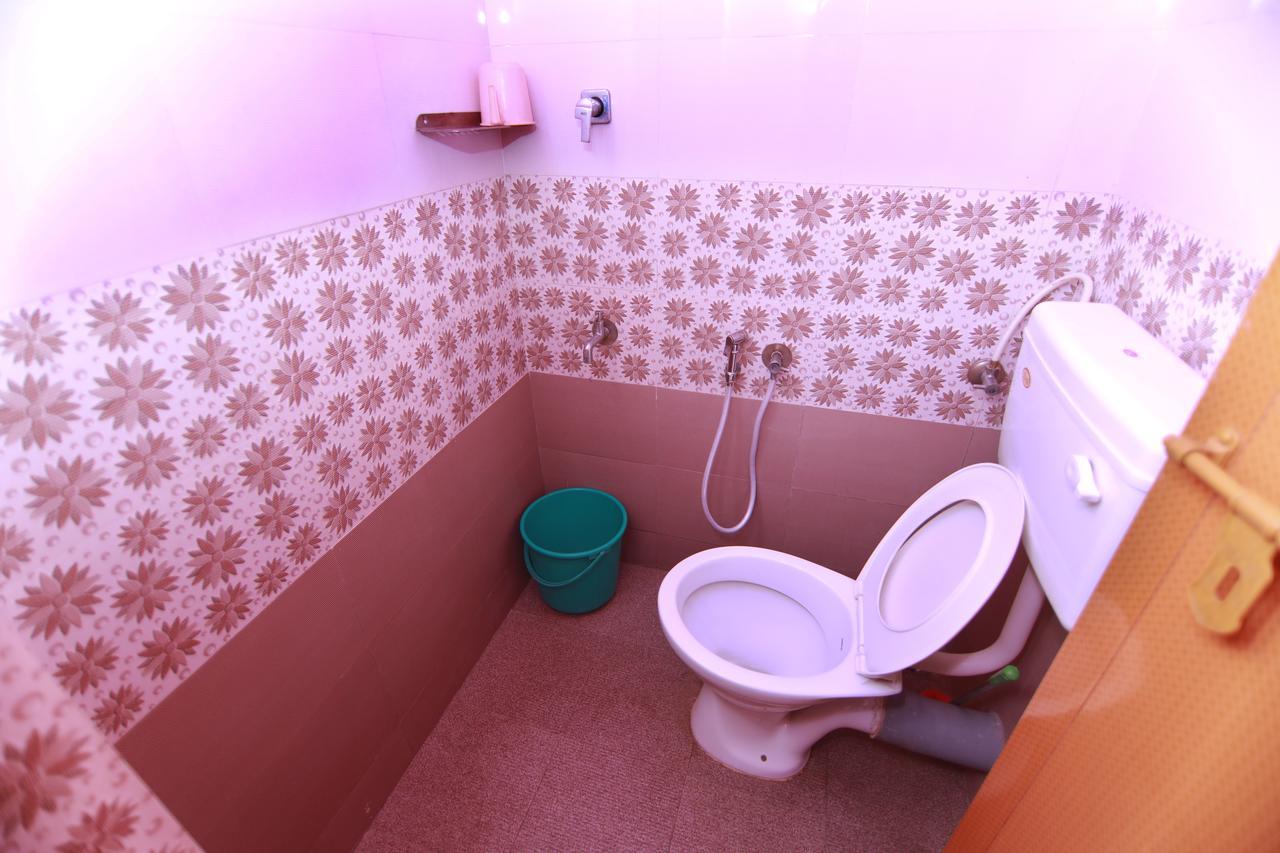 Kochi Pleasant Inn מראה חיצוני תמונה