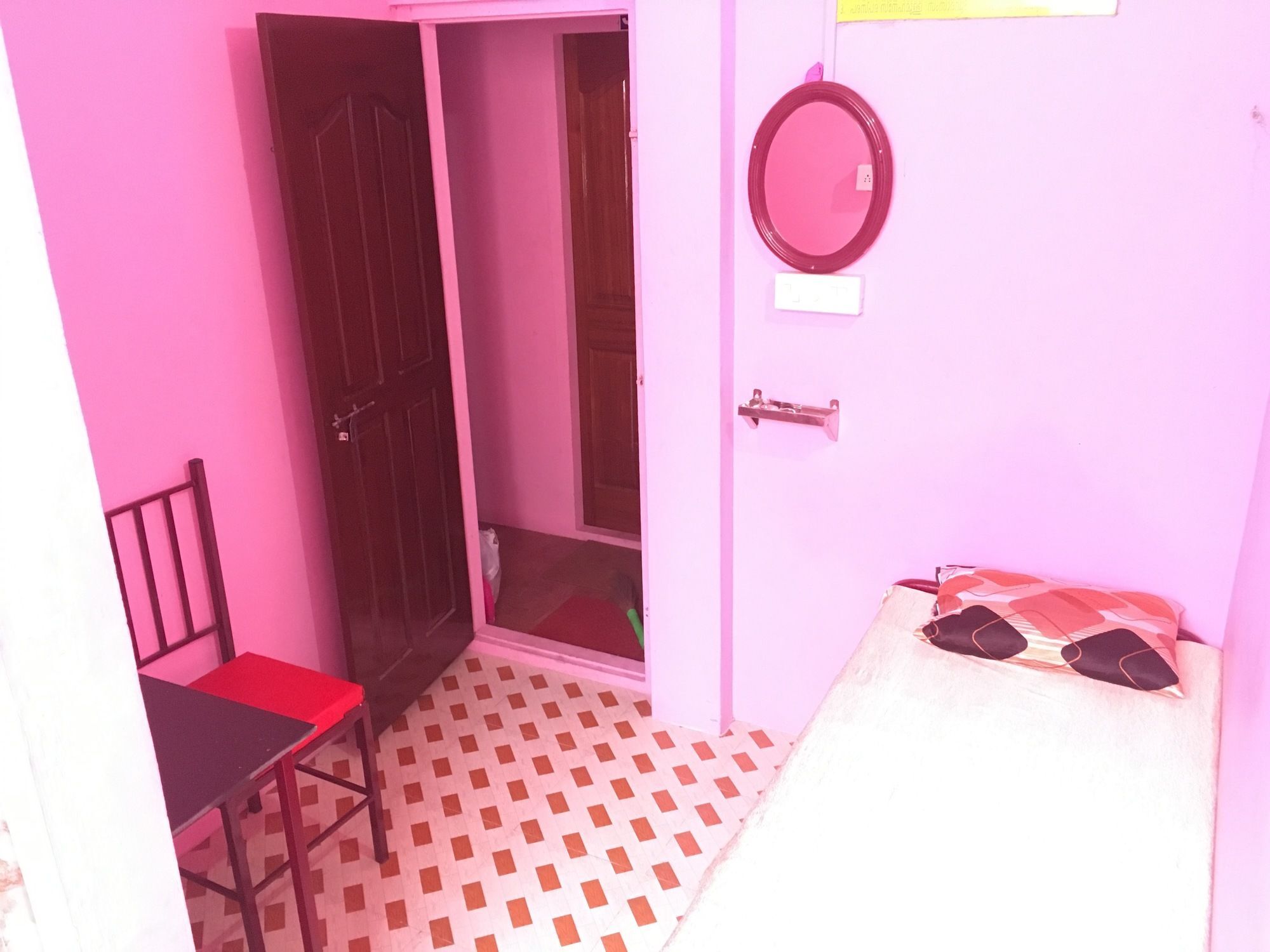 Kochi Pleasant Inn מראה חיצוני תמונה